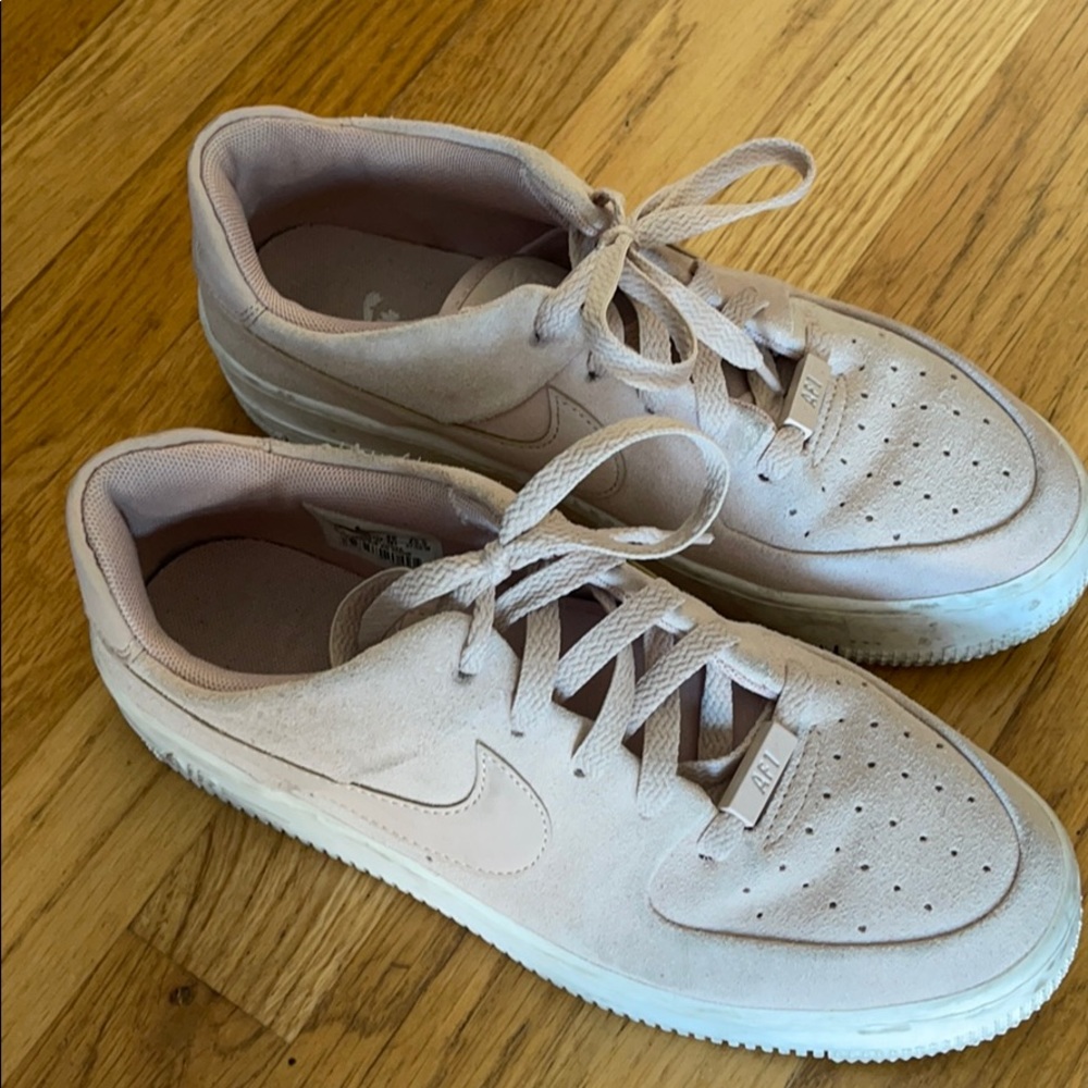 nike air force 1 sage low barely rose